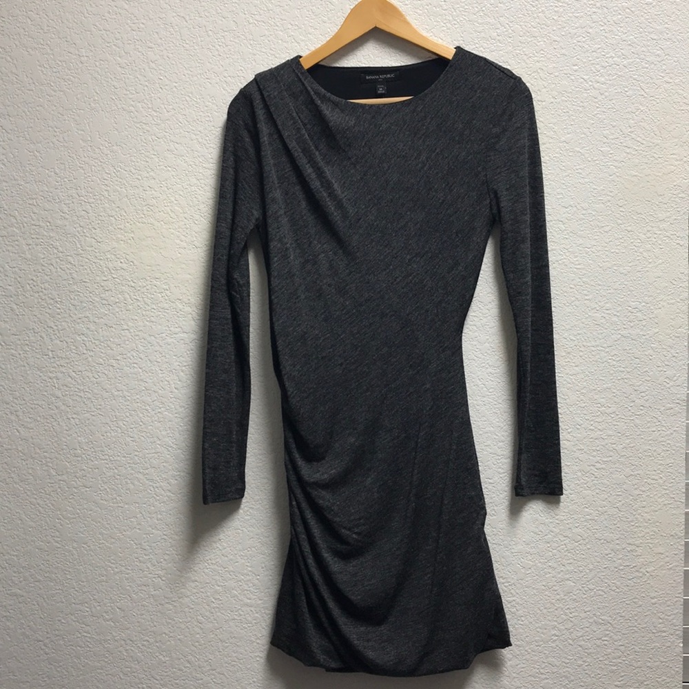 Banana Republic long sleeve dress